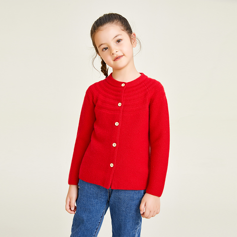 红色针织长袖圆领纽扣装饰女童开衫